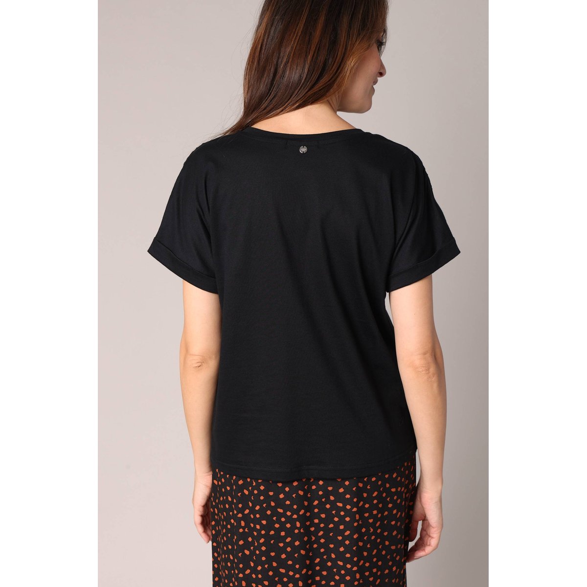 T-shirt avec broderie ajourée SUYANA black, DEELUXE