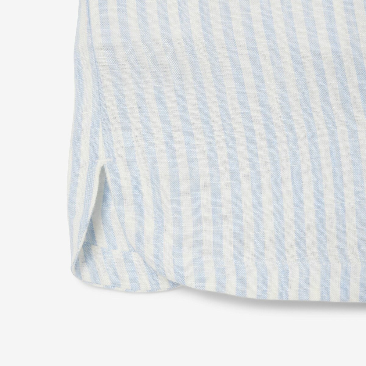Short court en lin bleu clair, LACOSTE