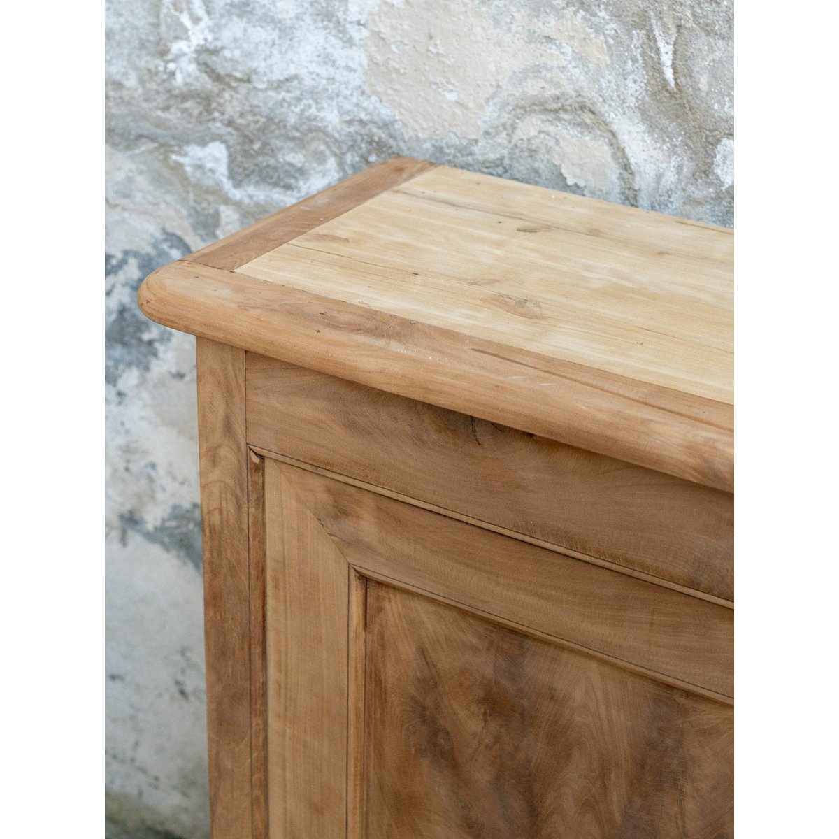Buffet haut en bois Gilbert N°1915 - Bon état bois clair, DEBONGOUT