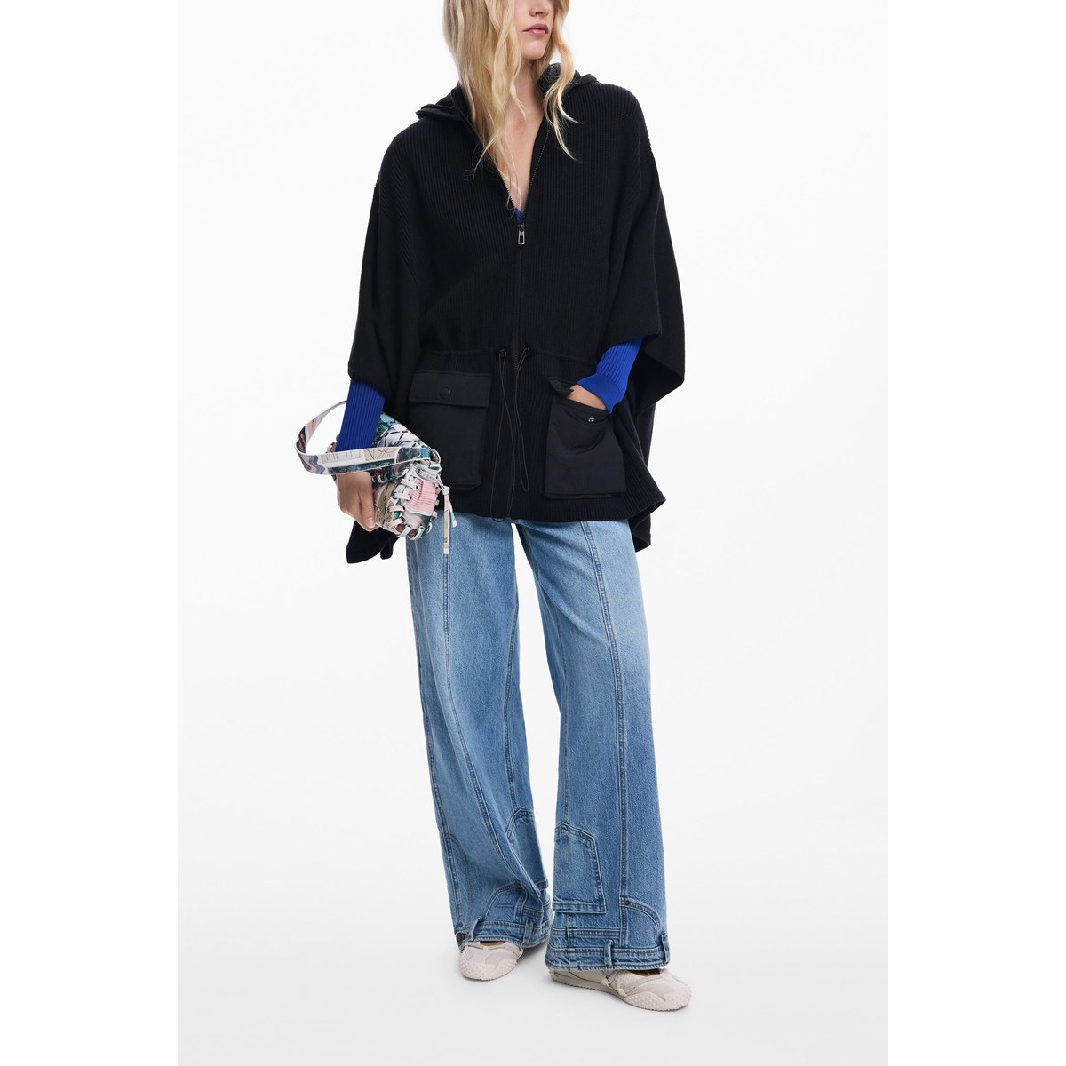 Poncho à capuche avec poches noir, DESIGUAL