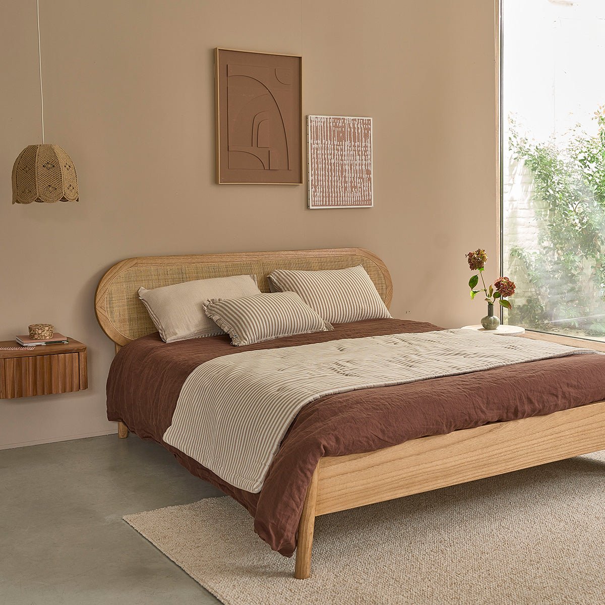 Lit en mindi massif et cannage 160 cm avec sommier NINA naturel, BERAH GETAH