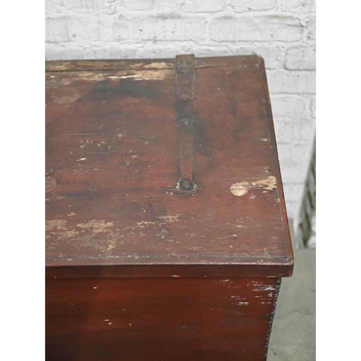 Coffre ancien en bois Lucien N°190 - Bon état bois foncé, DEBONGOUT