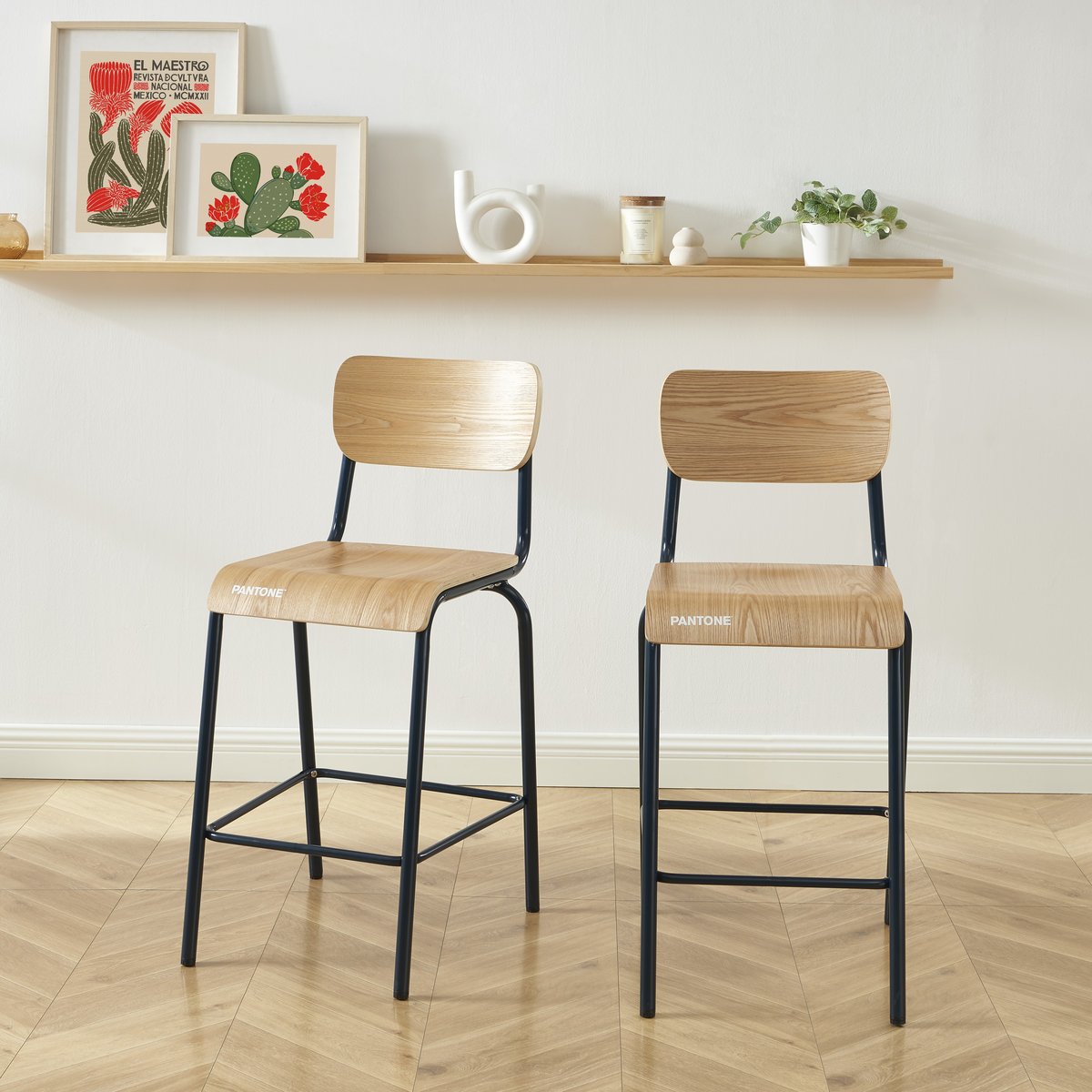 Lot de 2 chaises de bar en acier bleu nuit / tcx 19-4012, PANTONE