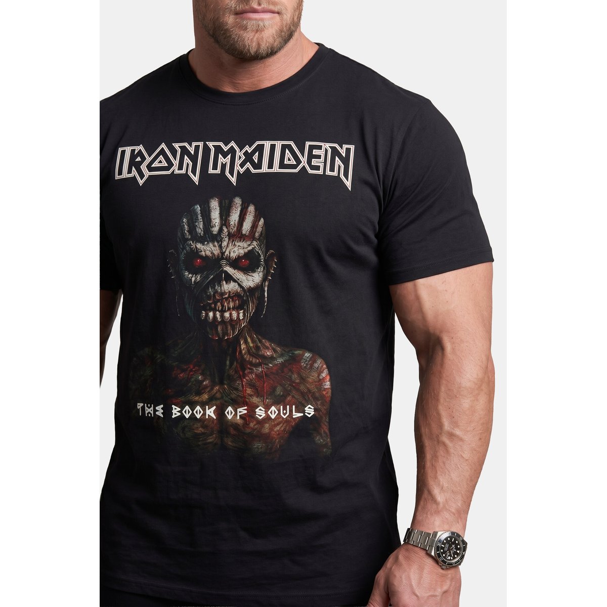 T-shirt Iron Maiden. Manches courtes noir, JP1880