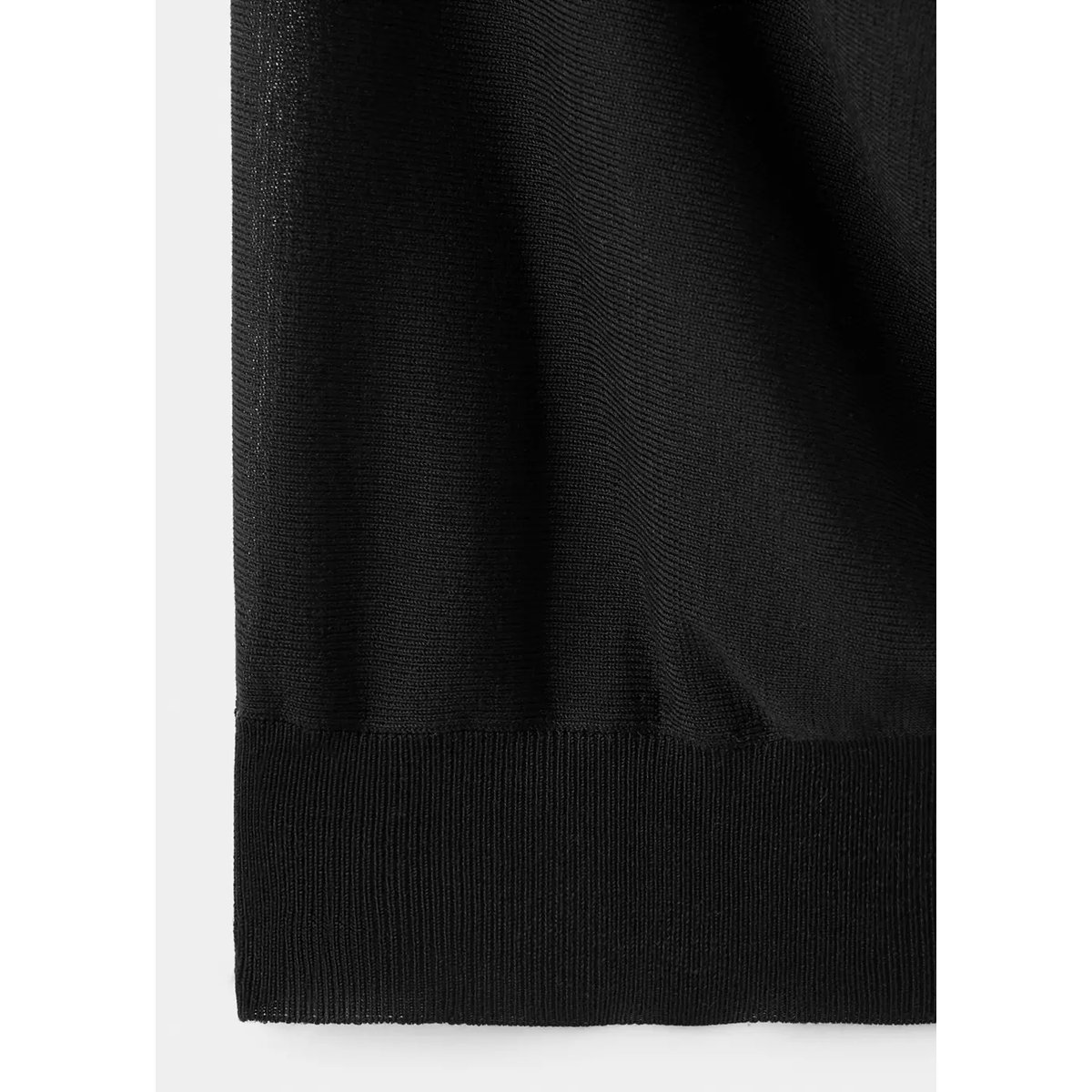 Top drapé en maille fine noir, MANGO