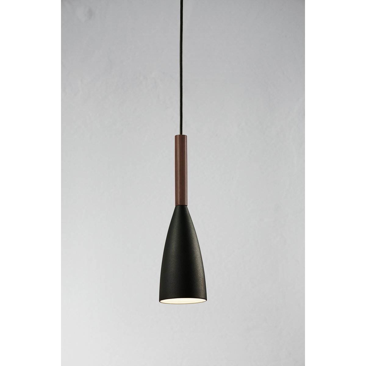 Suspension style nordique en métal, PURE blanc, DESIGN FOR THE PEOPLE