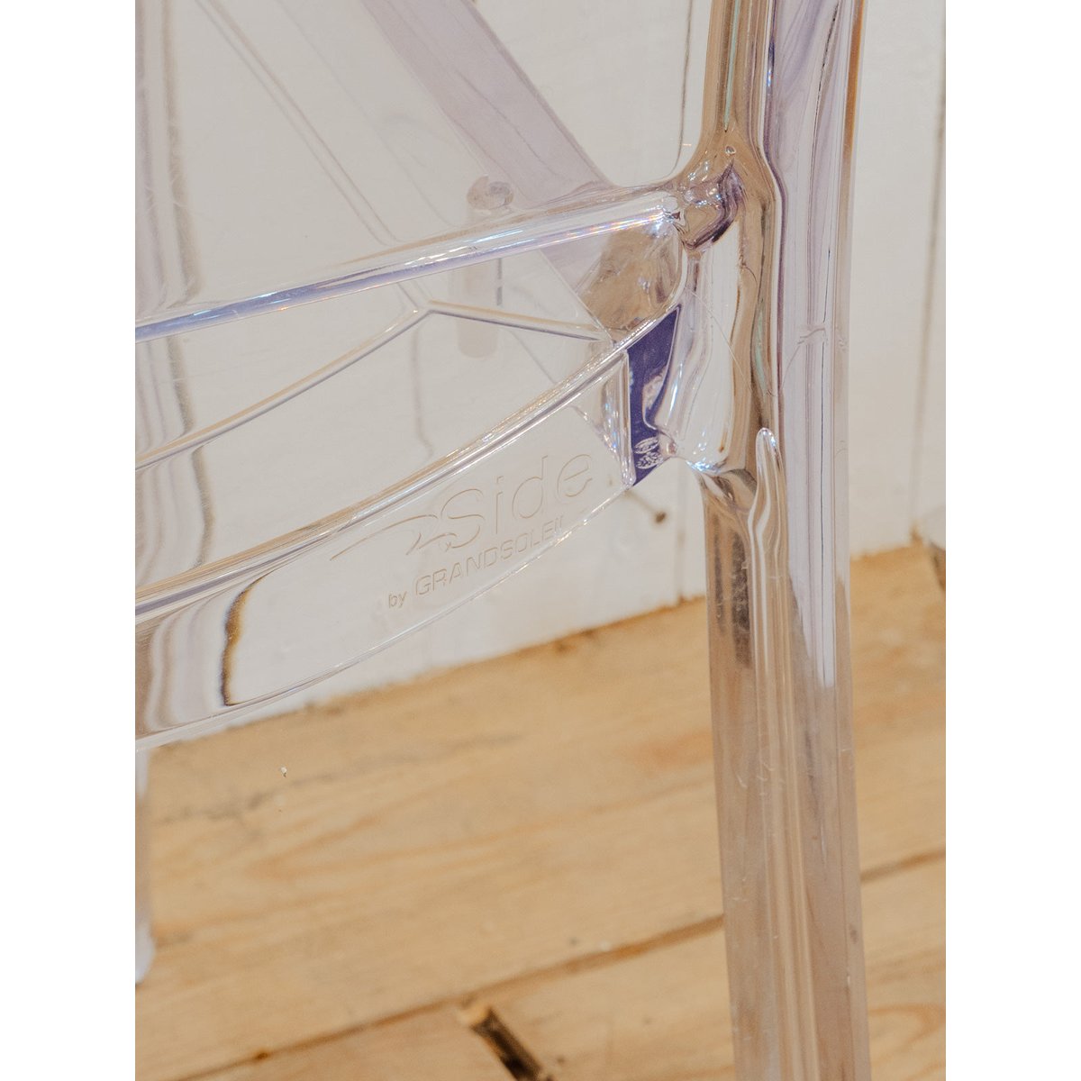 Paire de chaises transparentes Alma N°2148 - Bon état transparent, DEBONGOUT