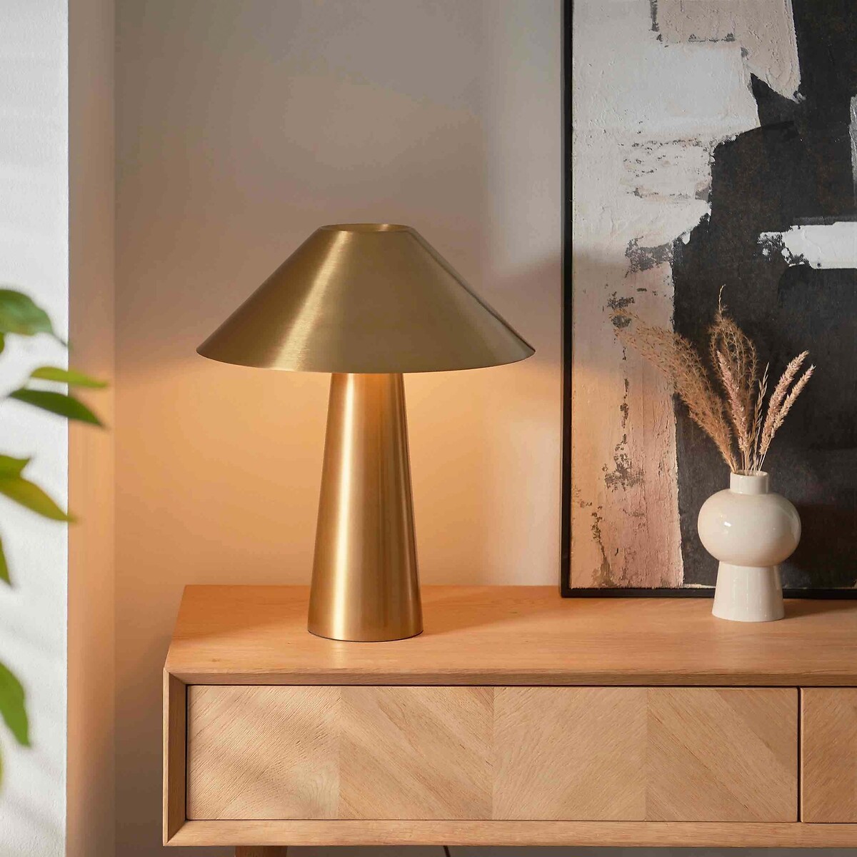 Issac Metal Table Lamp aged brass, ÉDITÉ