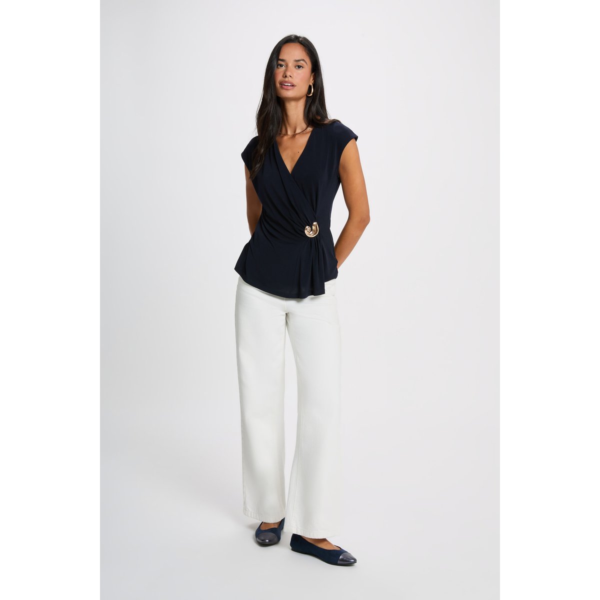 Top sans manches col v bleu marine, MORGAN