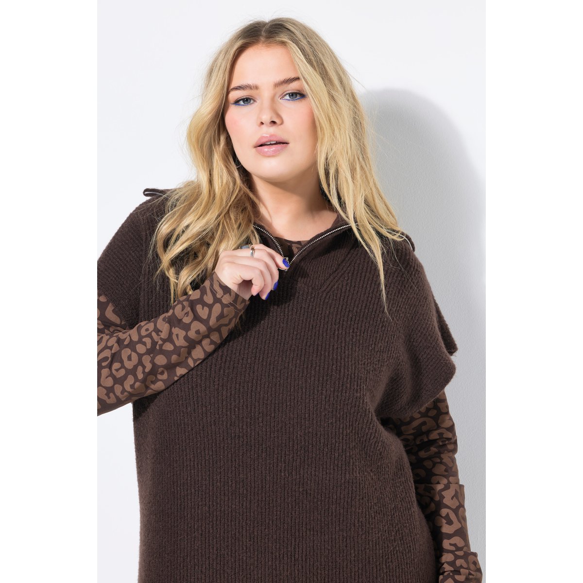 Robe en maille, oversized, col camionneur marron pin, STUDIO UNTOLD