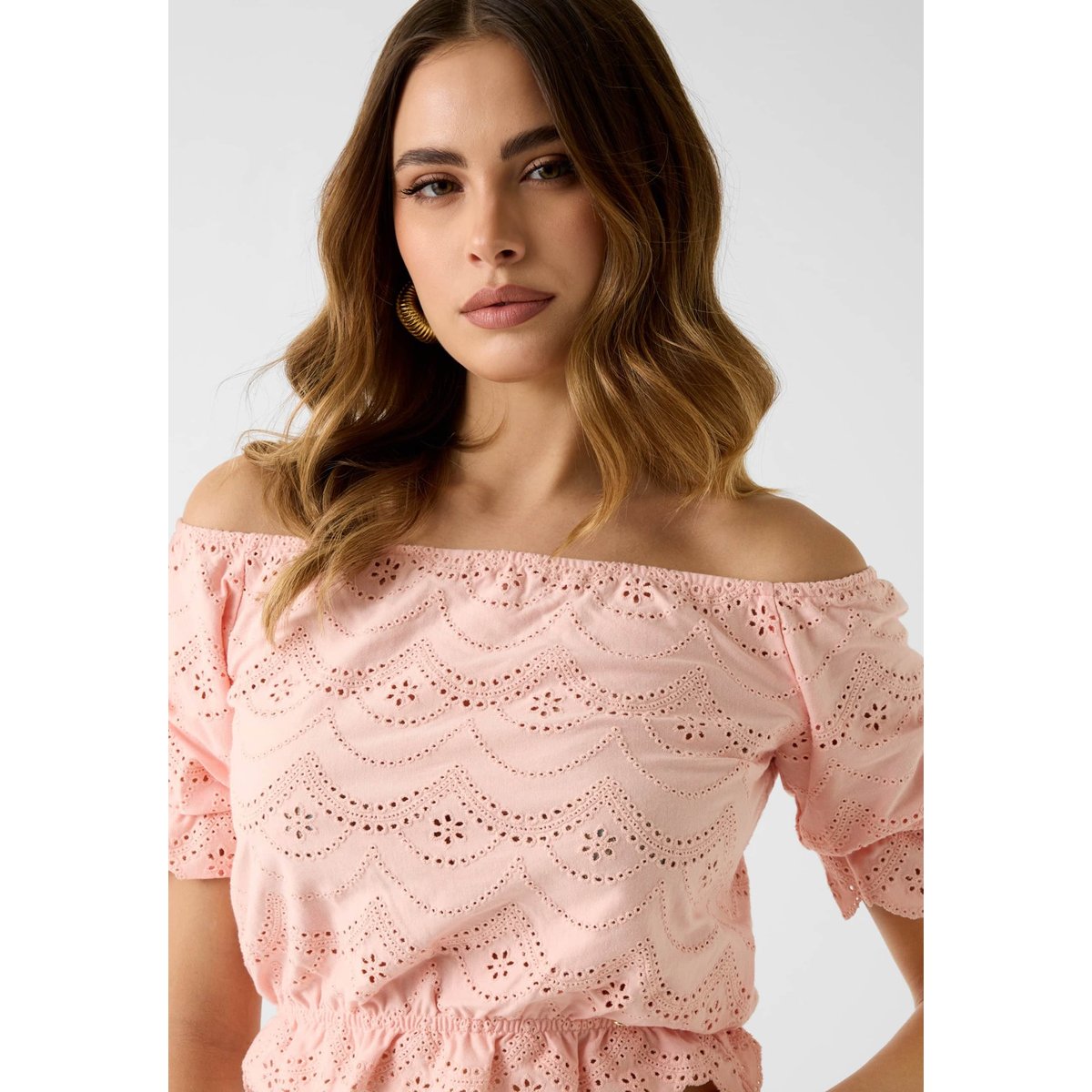 Top À Œillets Dénudé Des Épaules rose multi, GUESS
