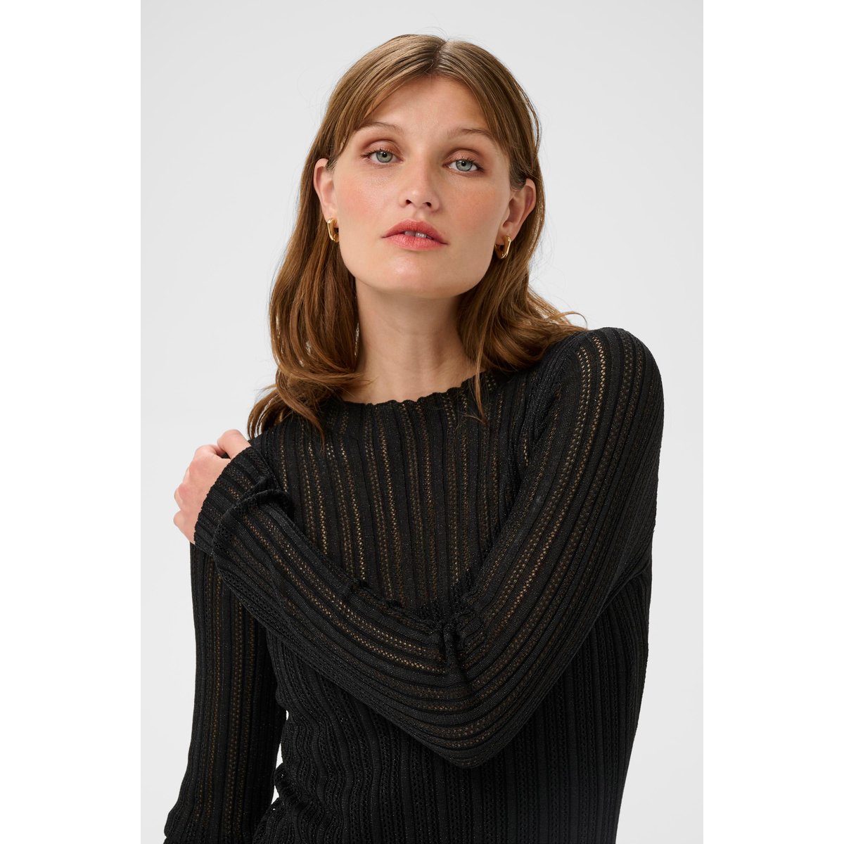 Robe noir, SOAKED IN LUXURY