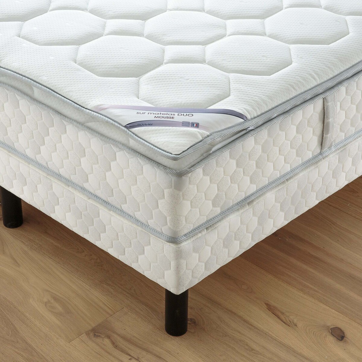 Matelas 406 ressorts+surmatelas mousse+sommier blanc, DUVIVIER