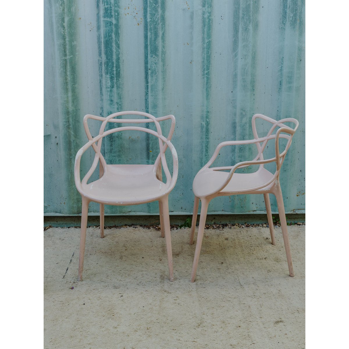 Lot de 4 fauteuils en plastique rose Jakob N°1413 - Bon état rose, DEBONGOUT