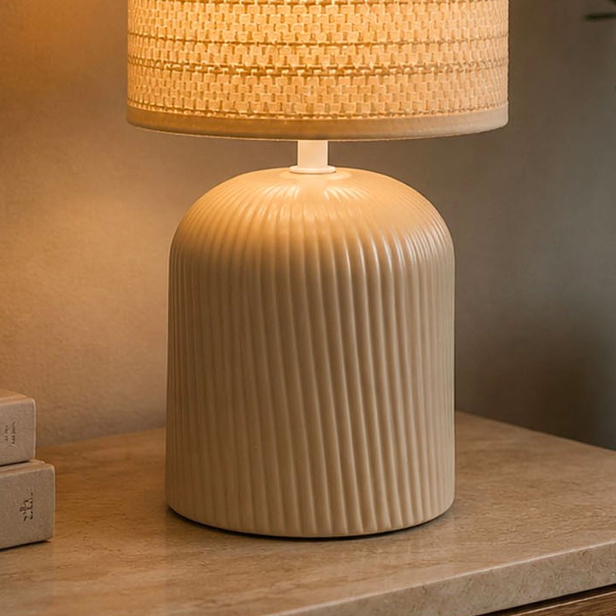 Lampe à poser céramique beige 18x18x31.5cm beige, VERSA
