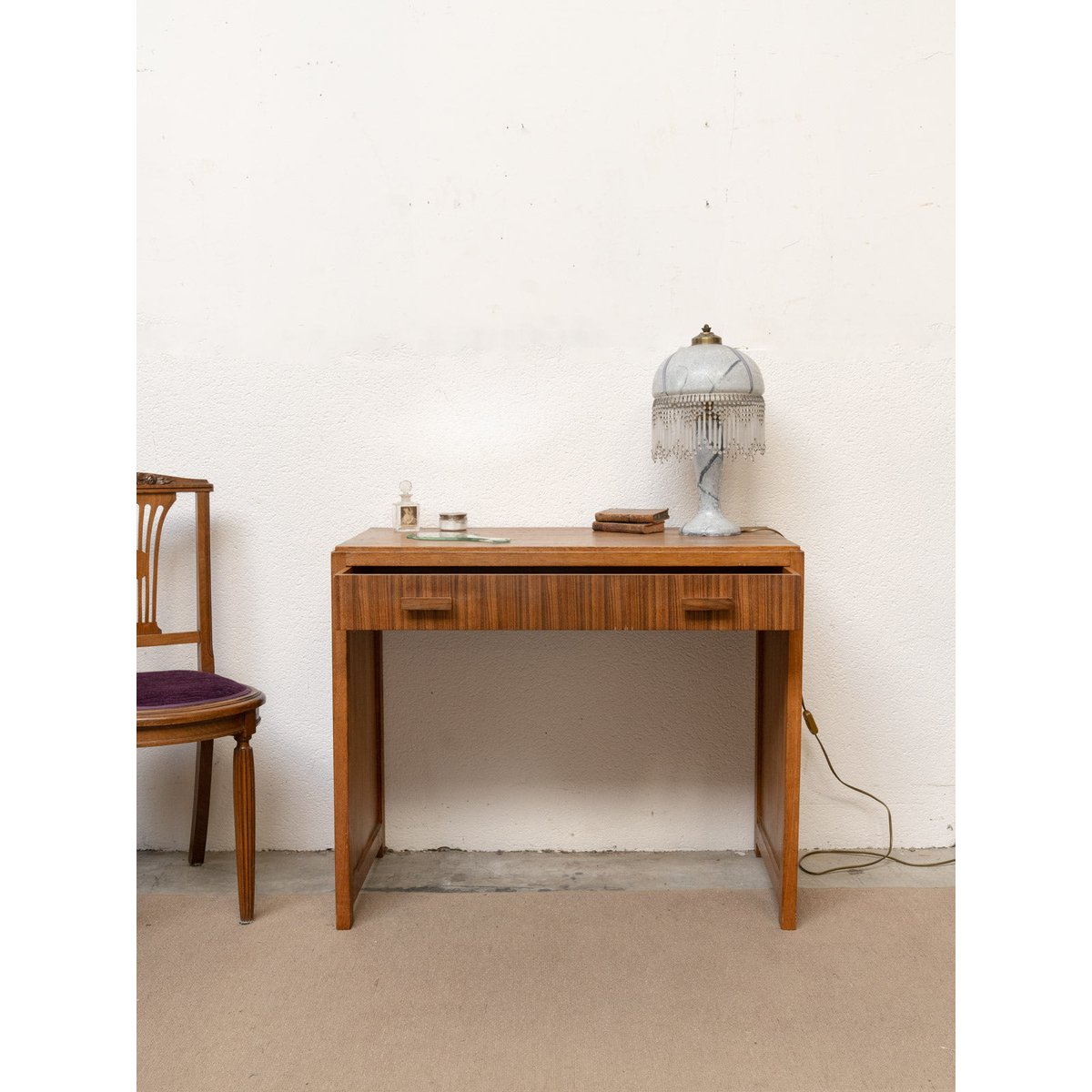 Coiffeuse en bois Louise N°319 - Bon état bois clair, DEBONGOUT