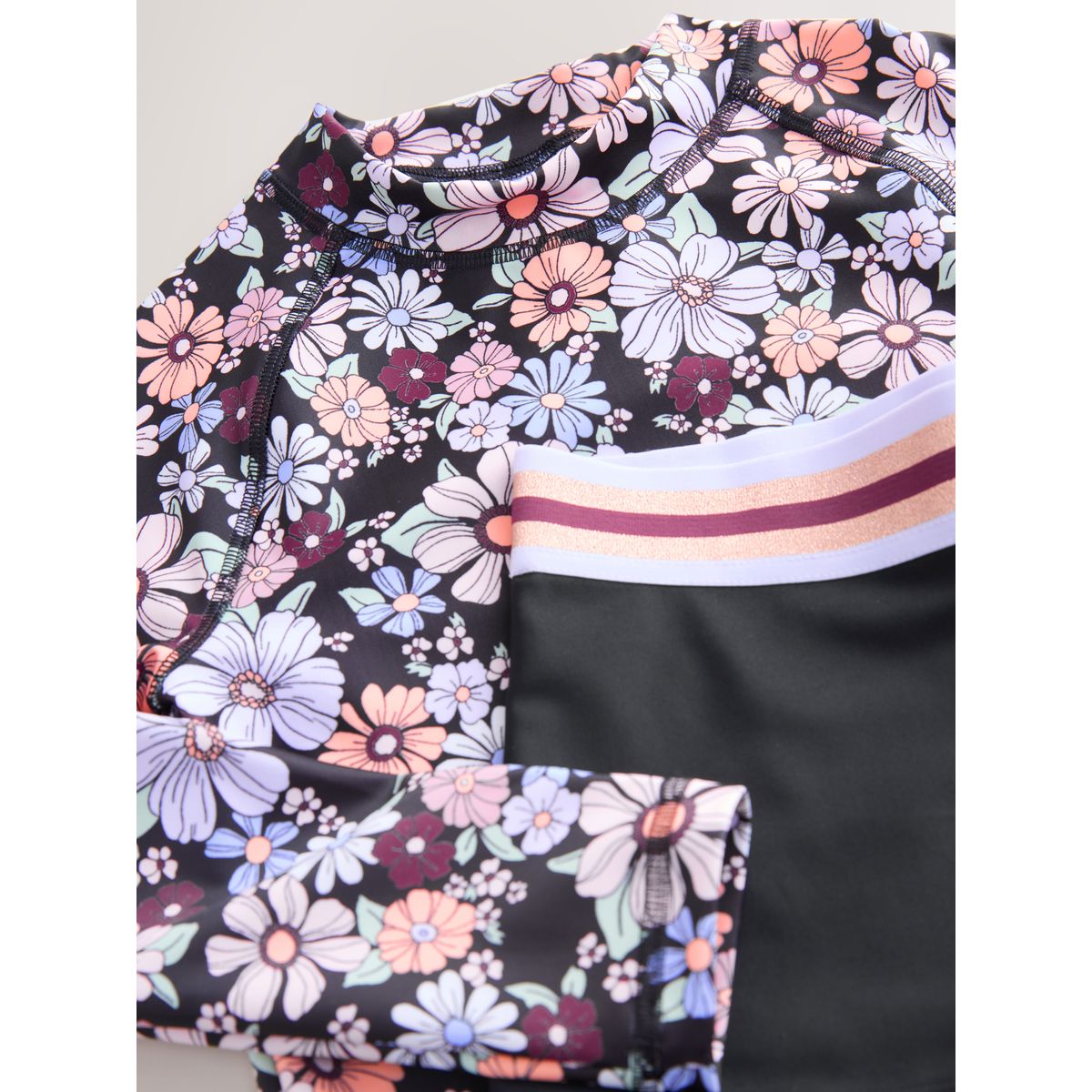 Haut de bain manches longues et short imprimé fleuri - noir, NEXT