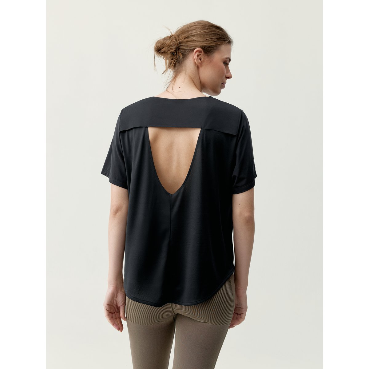 T-shirt de sport femme Bambu Manches courtes noir profond, BORN