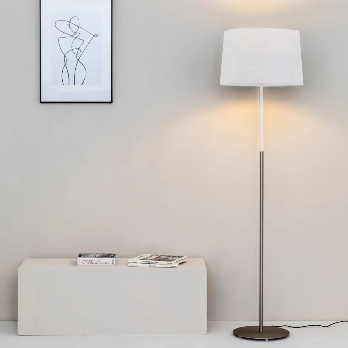 Lampadaire VOLTA blanc, FARO