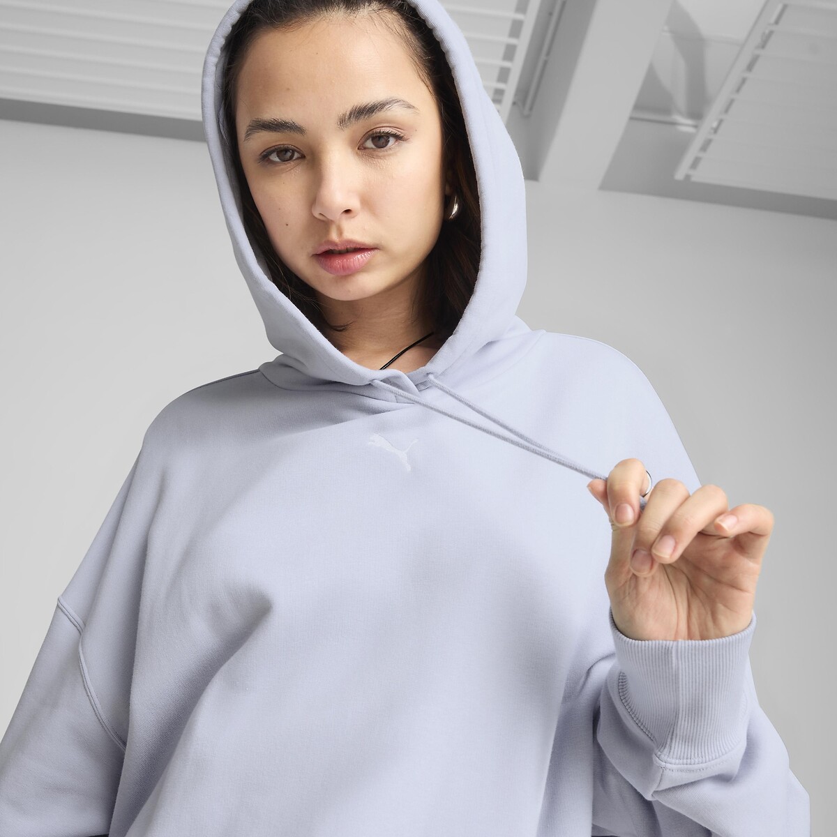 Sweat à capuche ESSENTIAL WARDROBE bleu clair, PUMA