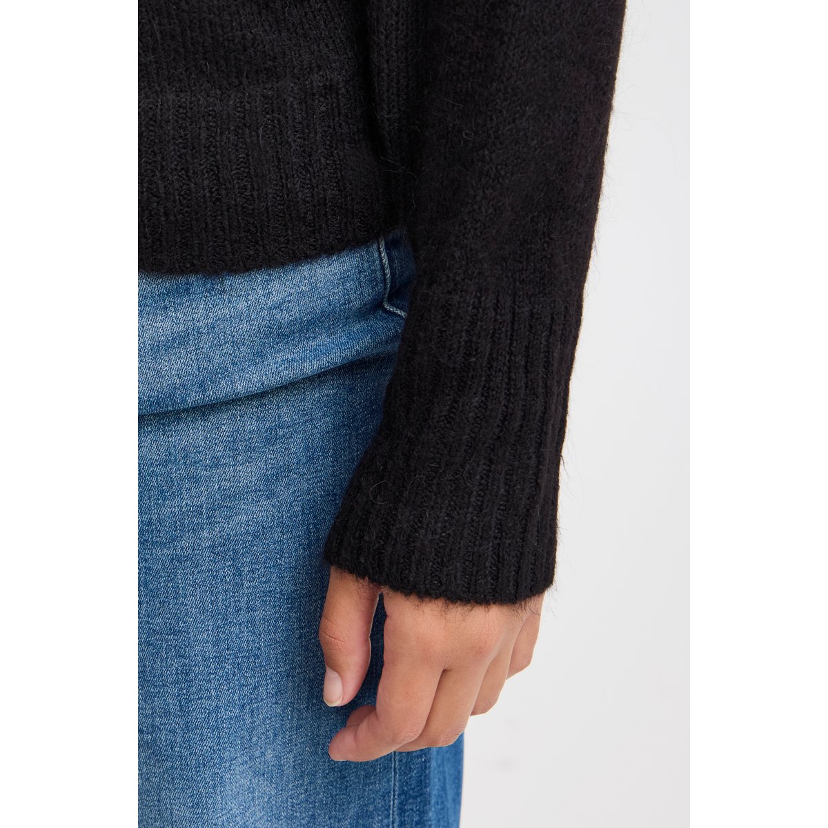 Knitted pullover noir black, ICHI