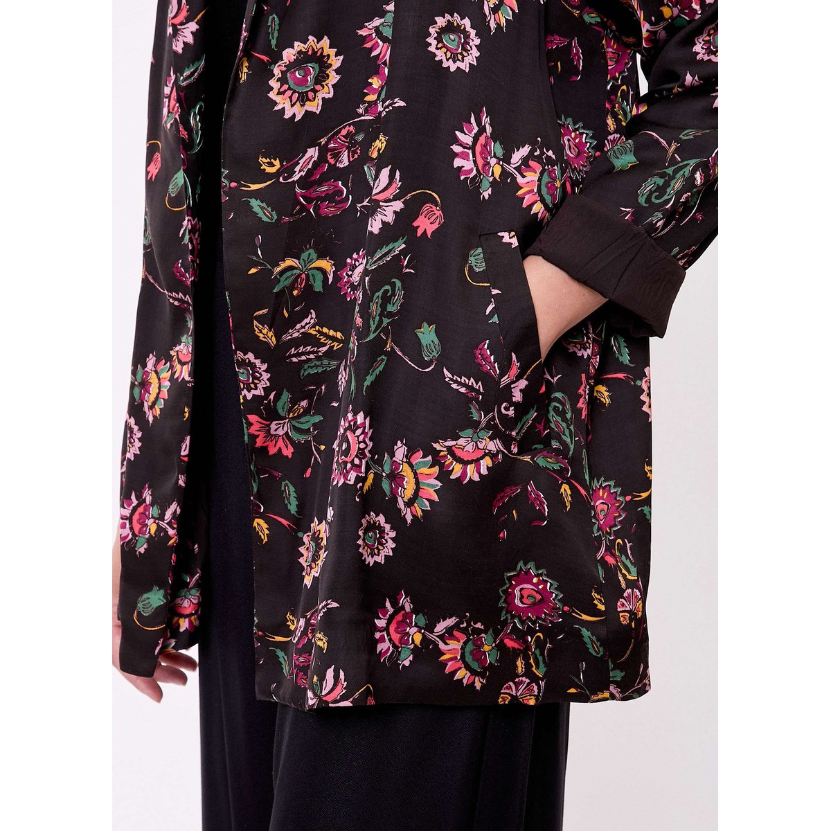 Veste kimono fluide satinée SCARLET noir nokomi, LA FIANCÉE