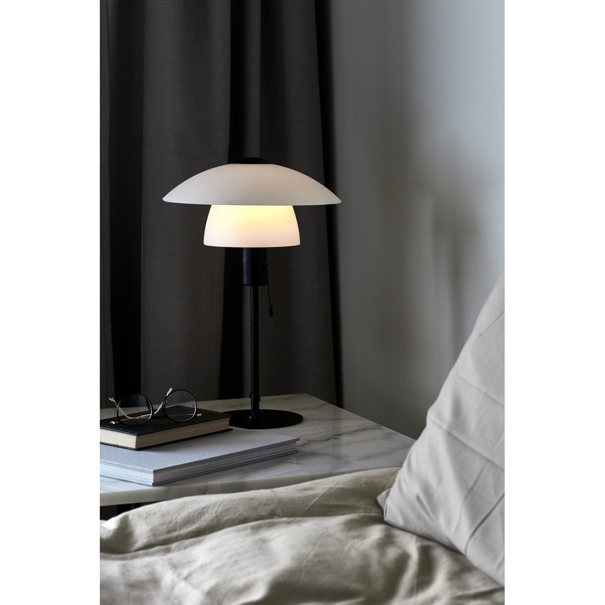 Lampe à poser style classique en verre, VERONA noir, NORDLUX
