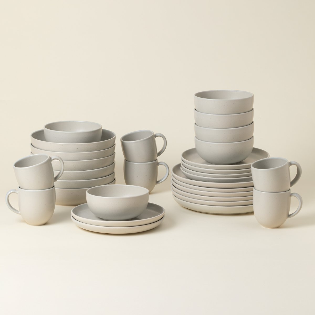 Set Table 30 Pièces avec Tasse Pacifica by Casafina oyster grey, COSTA NOVA