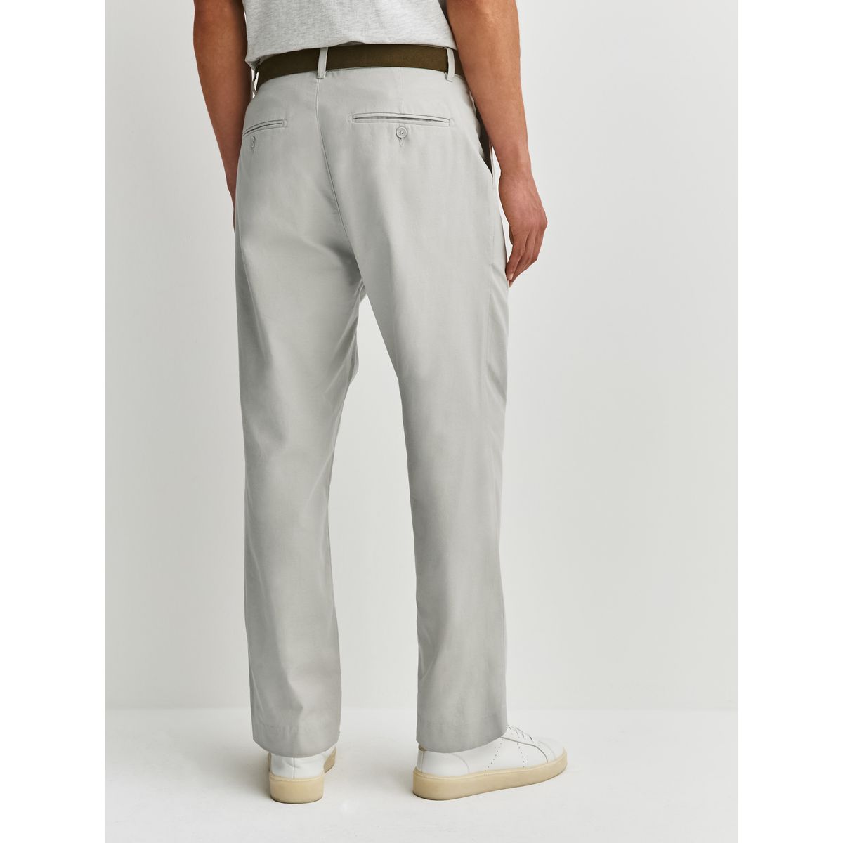 Pantalon en lin et coton à ceinture cuir gris clair, NEXT