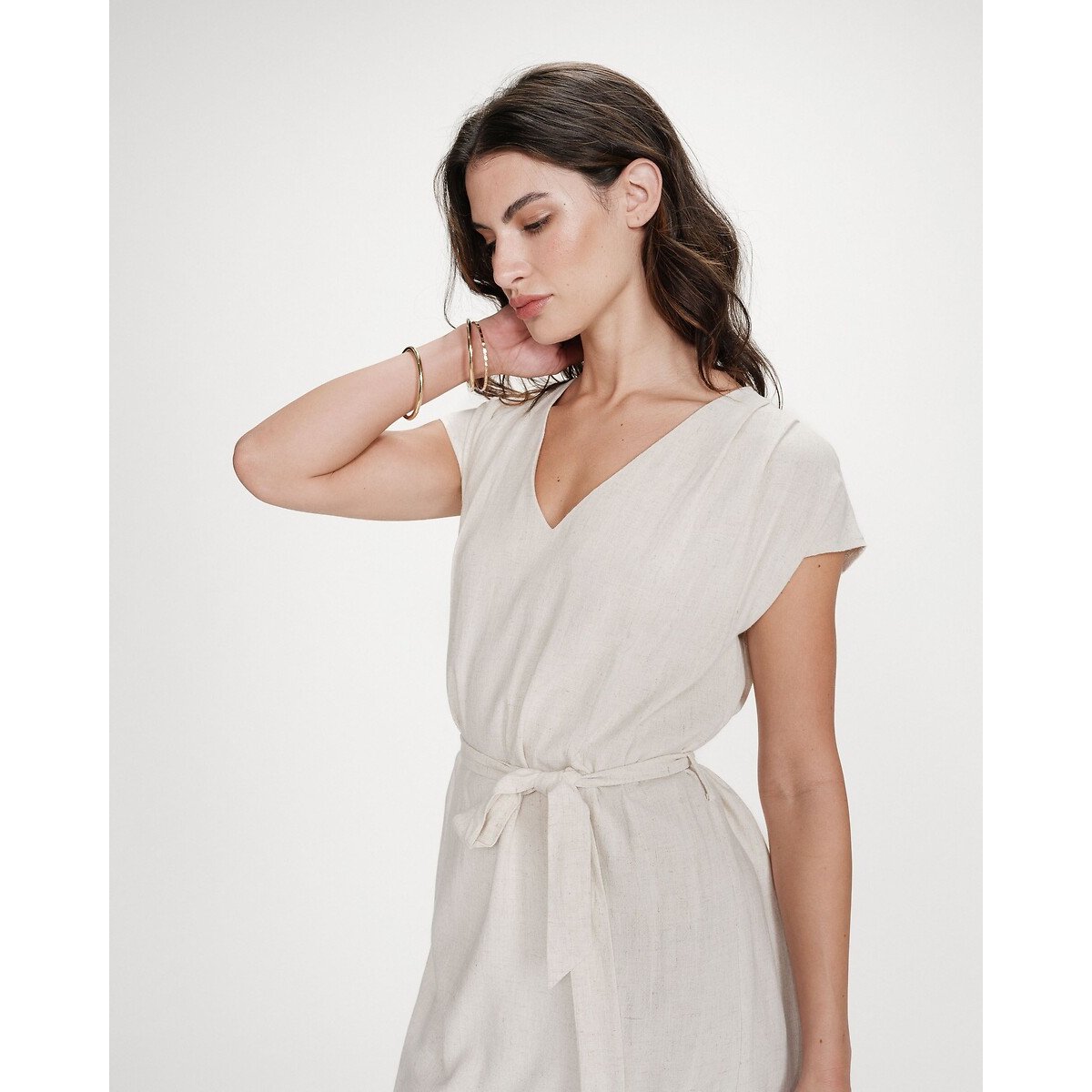 Vestido corto vaporoso con cinturón y cuello en pico MARILOU beige , GRACE & MILA