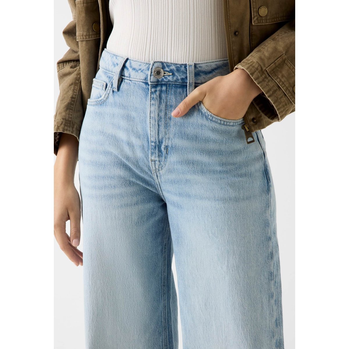 Jean Large Bellagio bleu ciel, GUESS
