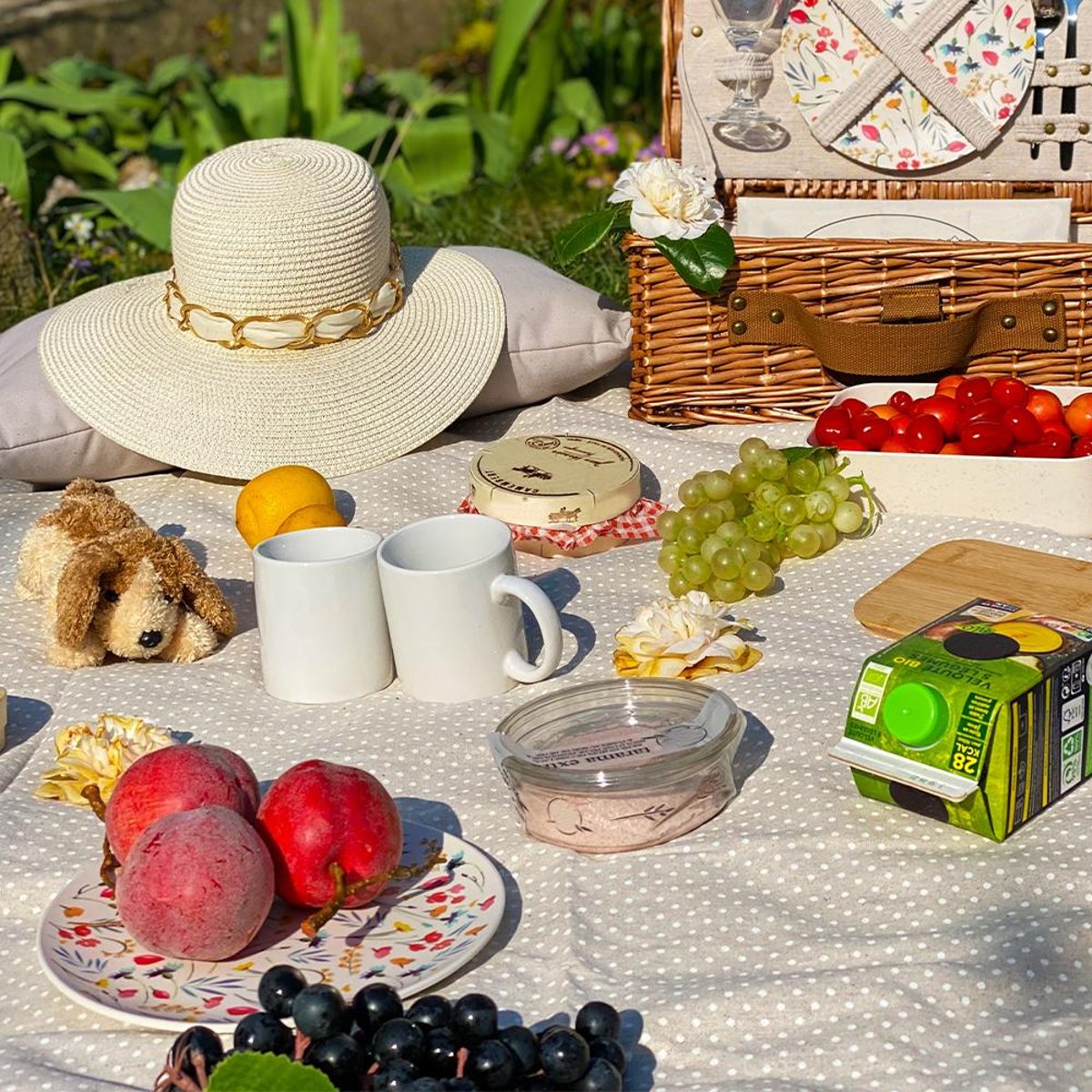 Nappe pique-nique à revers imperméable beige et blanc, LES JARDINS DE LA COMTESSE