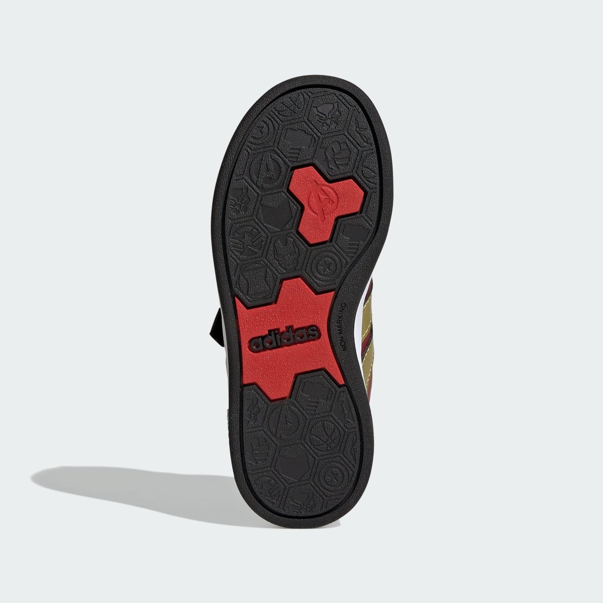 Chaussure Enfants Adidas Marvel Avengers Grand Court Chaussure Enfants Adidas Marvel Avengers Grand Court better scarlet / matte gold / core black, ADIDAS SPORTSWEAR