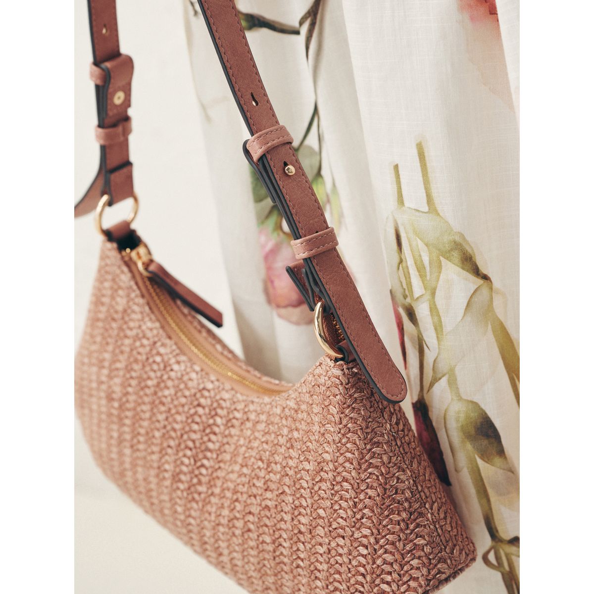 Sac porté épaule arrondi rose, NEXT
