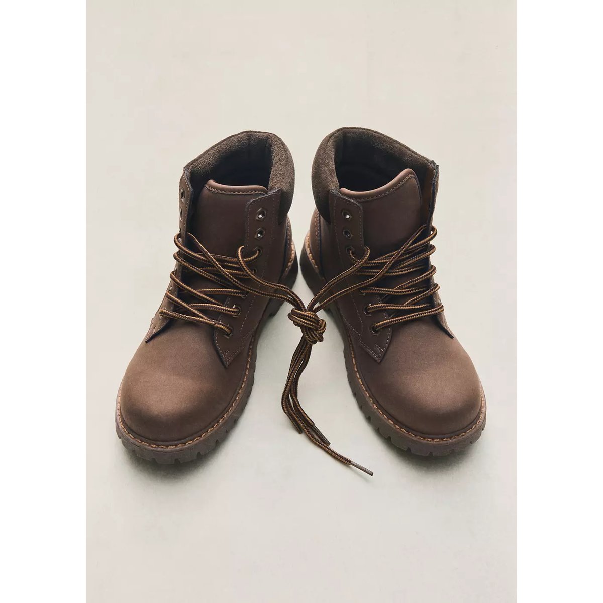 Bottes de montagne lacets chocolat, MANGO KIDS