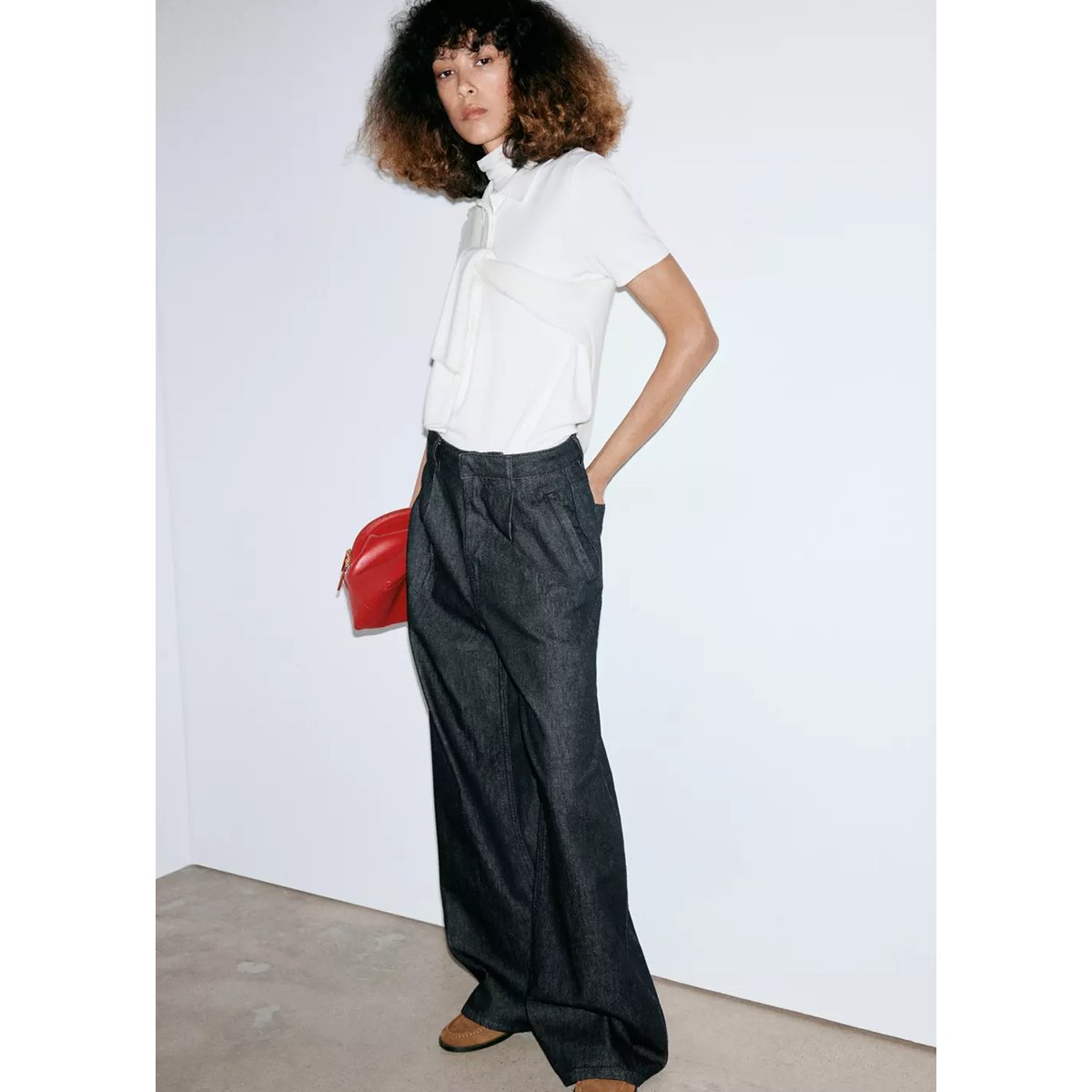 Pantalon denim barrel noir, MANGO