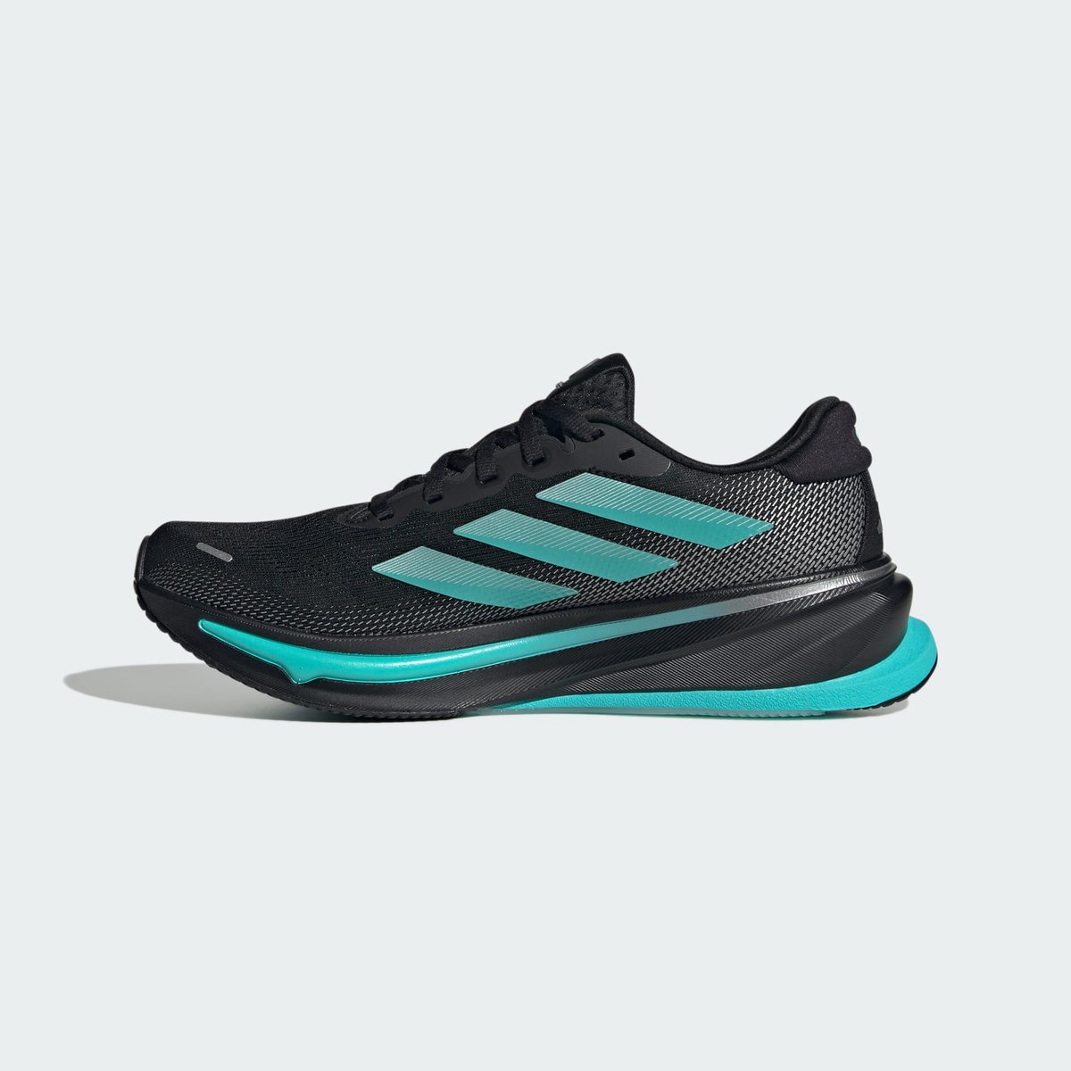 Chaussure Supernova Rise 2 Mercedes - Amg Petronas Formula One Team Chaussure Supernova Rise 2 Mercedes - Amg Petronas Formula One Team core black / semi mint rush / iron metallic, adidas Performance