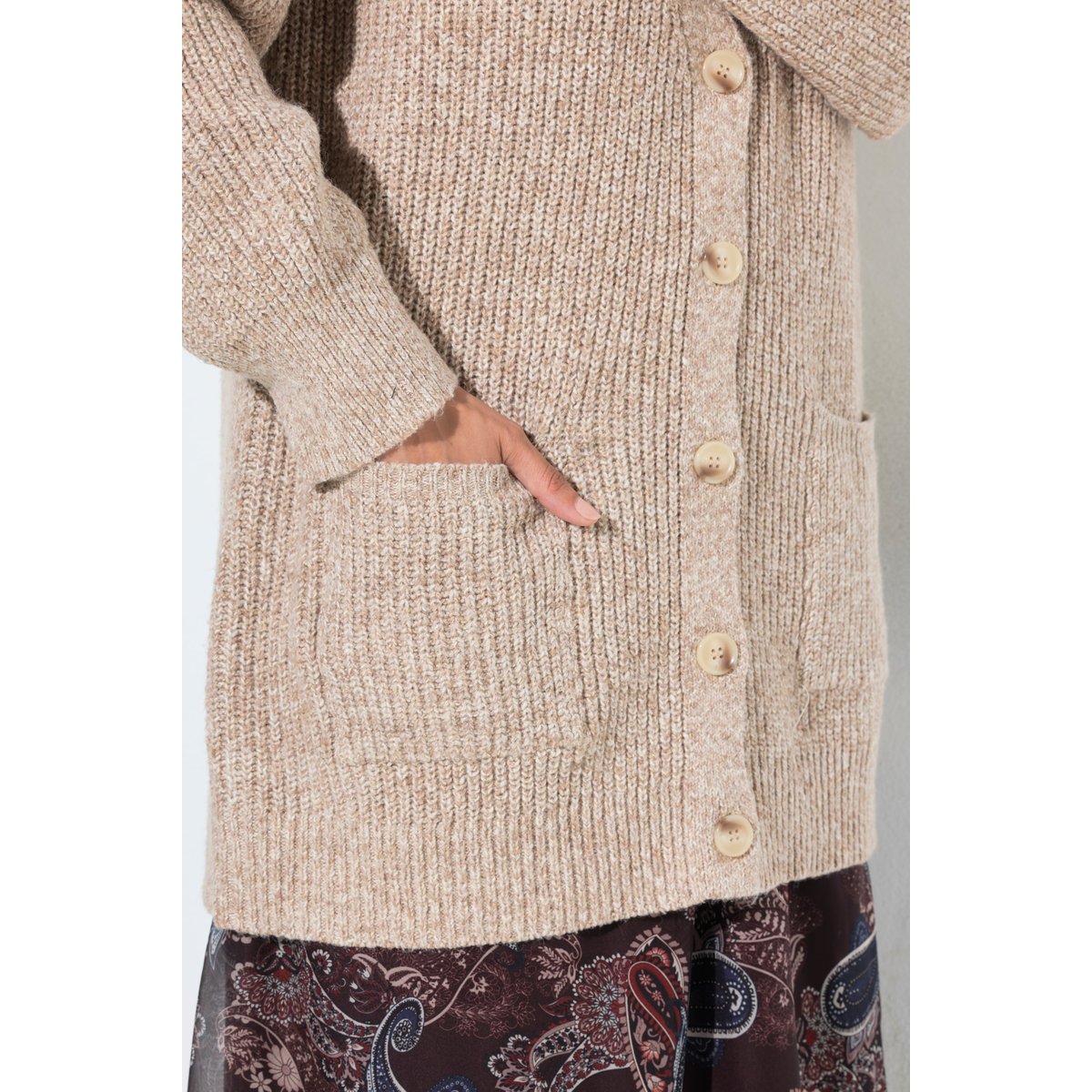 Cardigan en maille côtelée, col en V beige mélangé, ULLA POPKEN