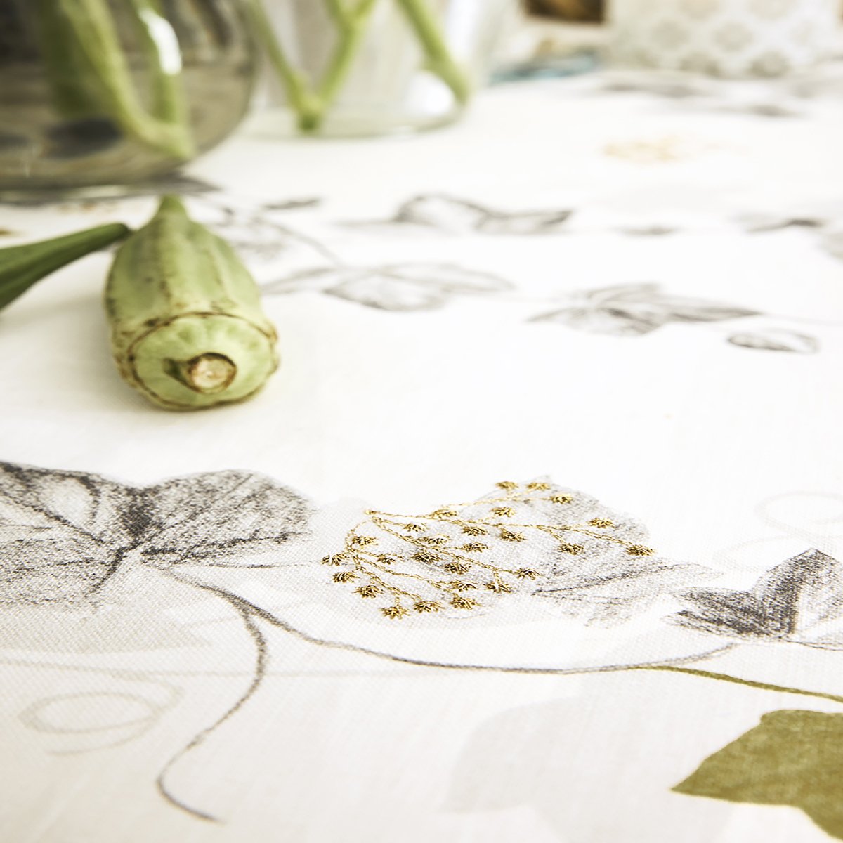 Nappe en lin imprimée et brodée, LIERRE blanc, ALEXANDRE TURPAULT
