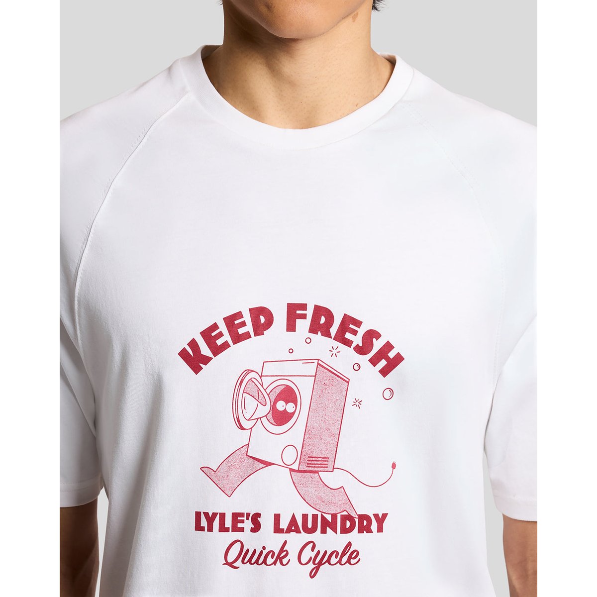 T-shirt graphique poitrine blanc/ cerise rouge, LYLE & SCOTT
