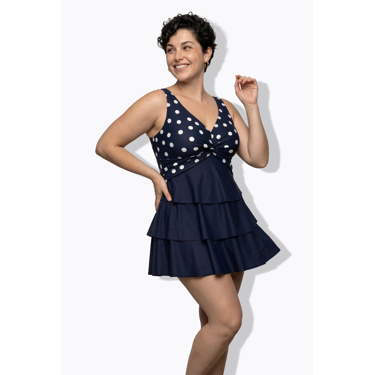 Robe de bain à pois, bonnets souples marine, ULLA POPKEN