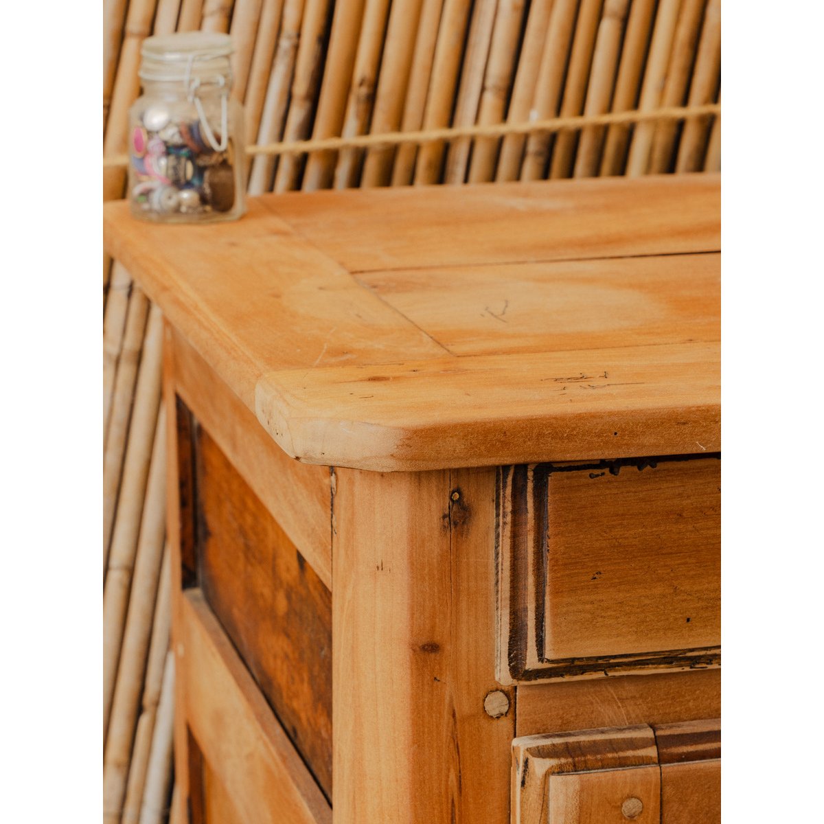 Petit buffet en bois Gilbert N°1867 - Bon état bois clair, DEBONGOUT