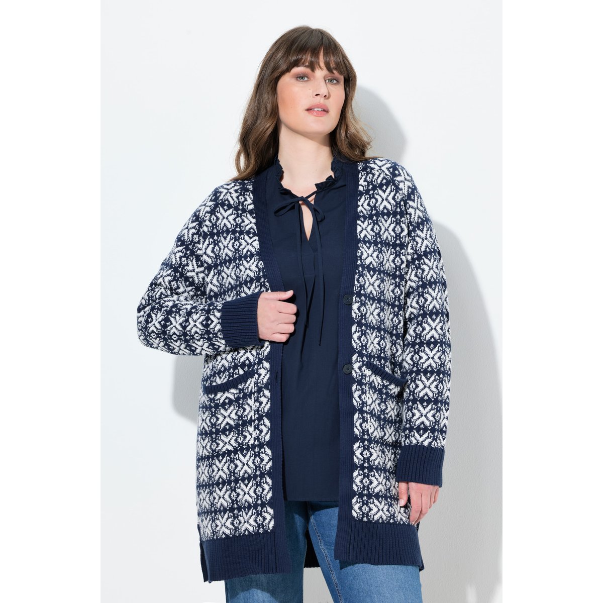 Cardigan en cpoton bio avec encolure en V bleu marine, ULLA POPKEN