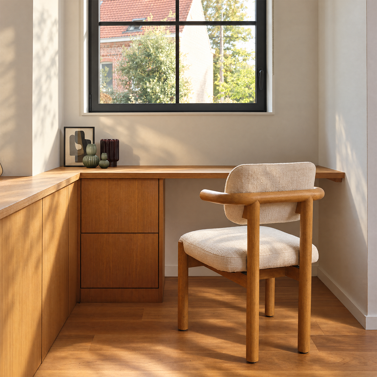 Chaise en mindi massif et tissu texturé NEO couleur unique, BERAH GETAH