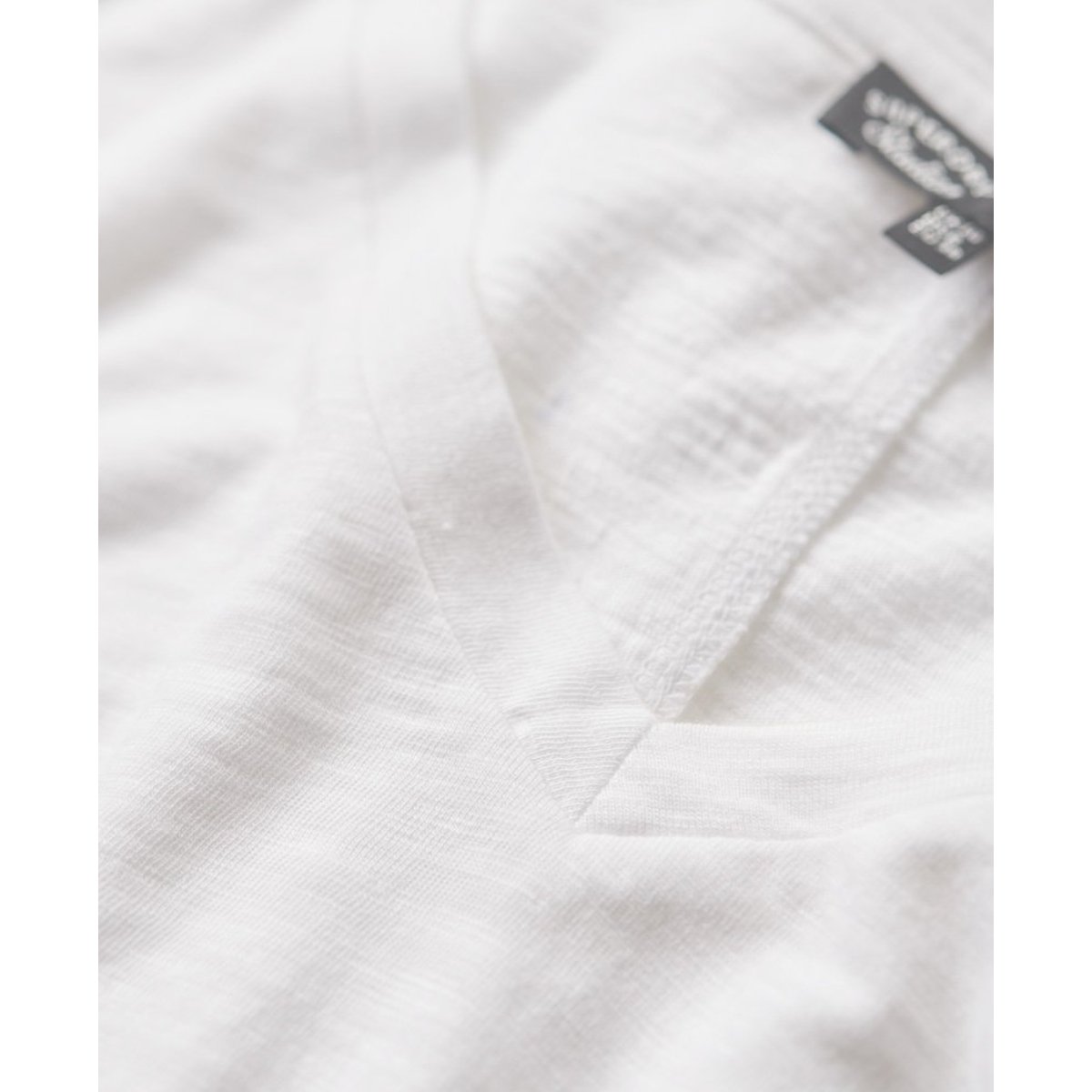Haut en jersey à col V et manches longues optic, SUPERDRY
