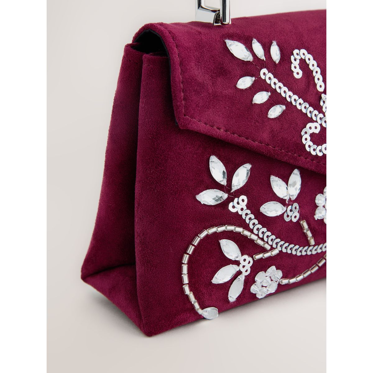Sac à main avec ornements en velours rouge bordeaux, NEXT