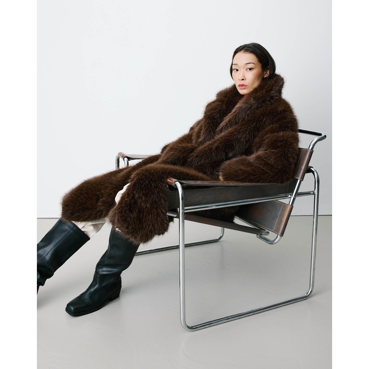 Manteau long oversize en Imitation fourrure chocolat Alara chocolat, GRACE & MILA
