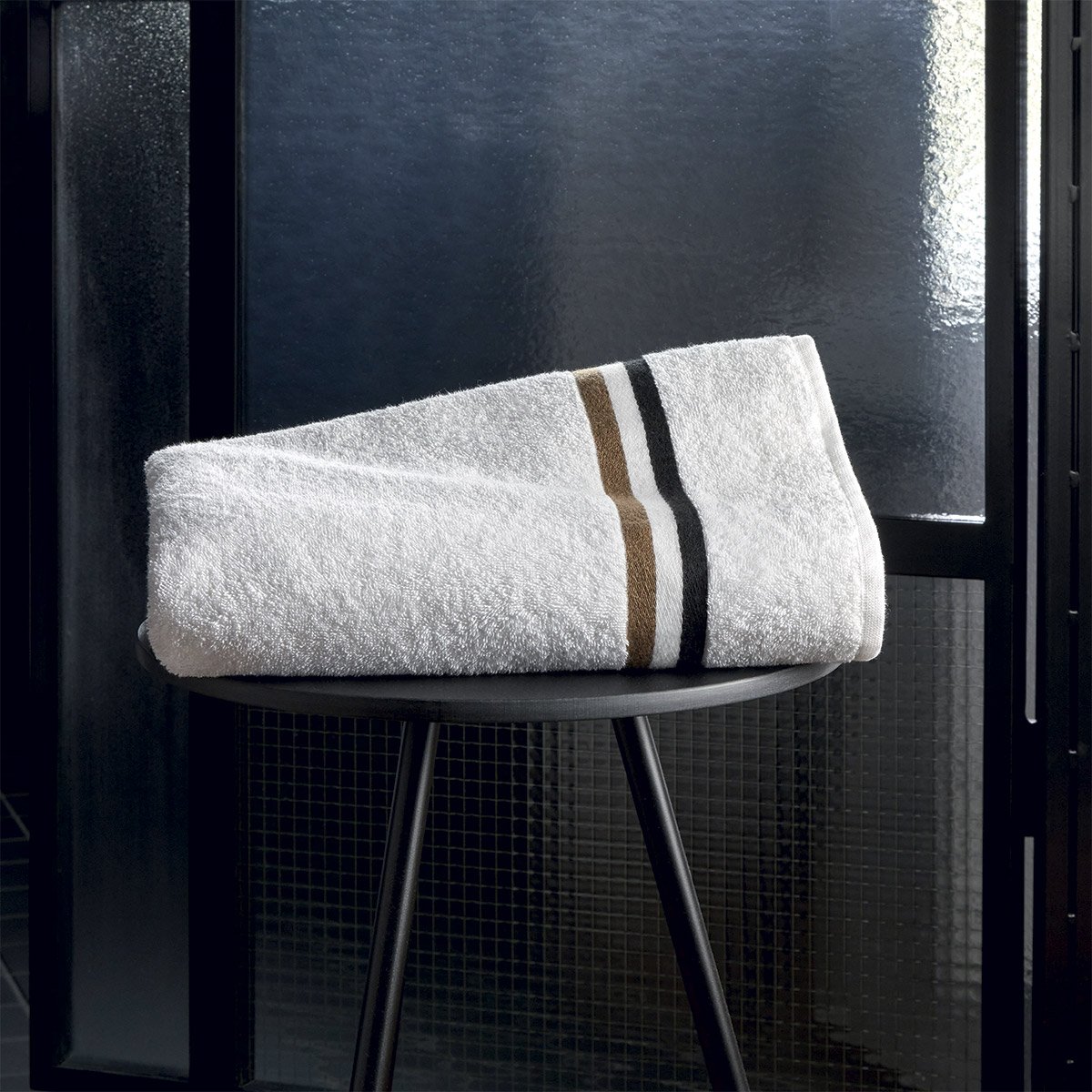 Serviette de bain  en coton,B LINEA white, BOSS HOME