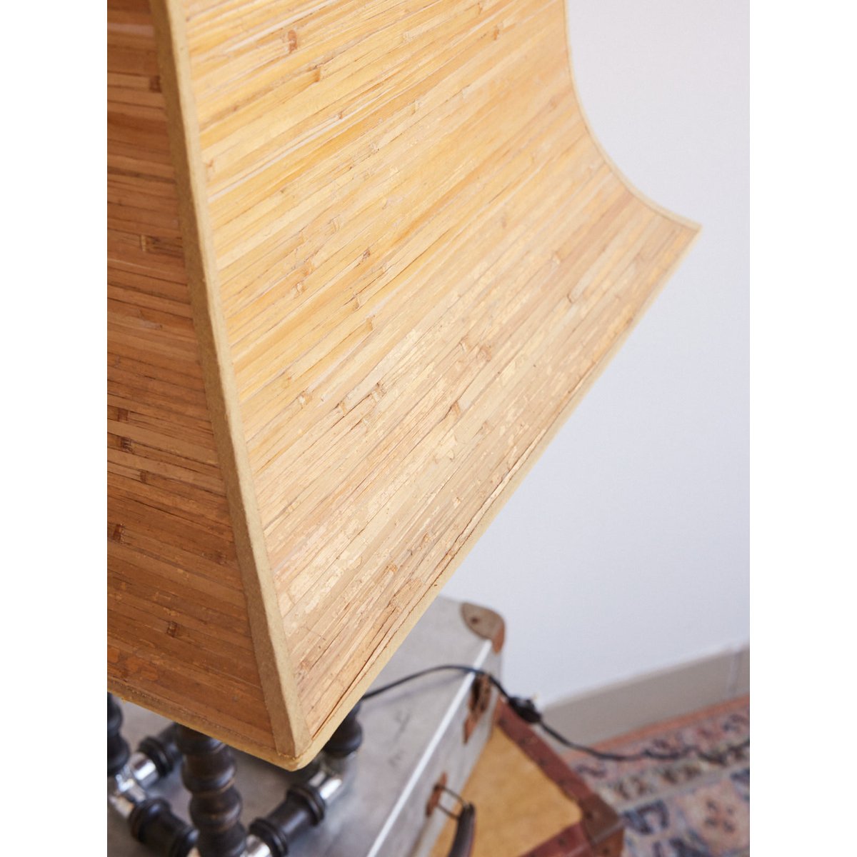 Grande lampe à poser Pagode Julia N°956 - Bon état noir, DEBONGOUT