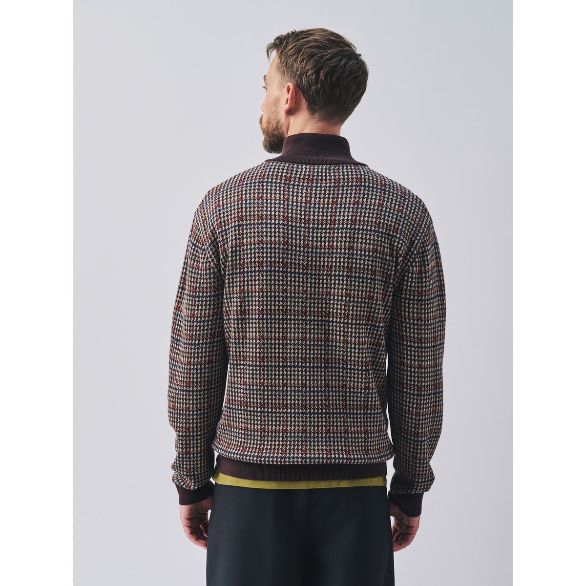 Pull à col zippé et carreaux marron, NEXT